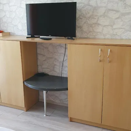 Aliz Apartment