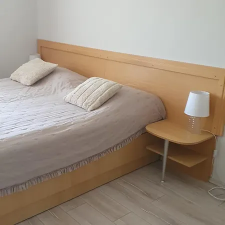 Aliz Apartment *