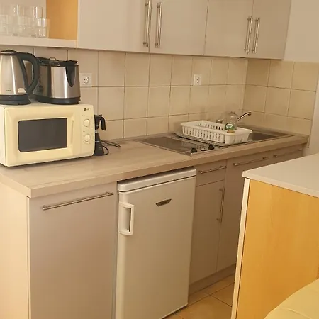 Apartament Aliz *